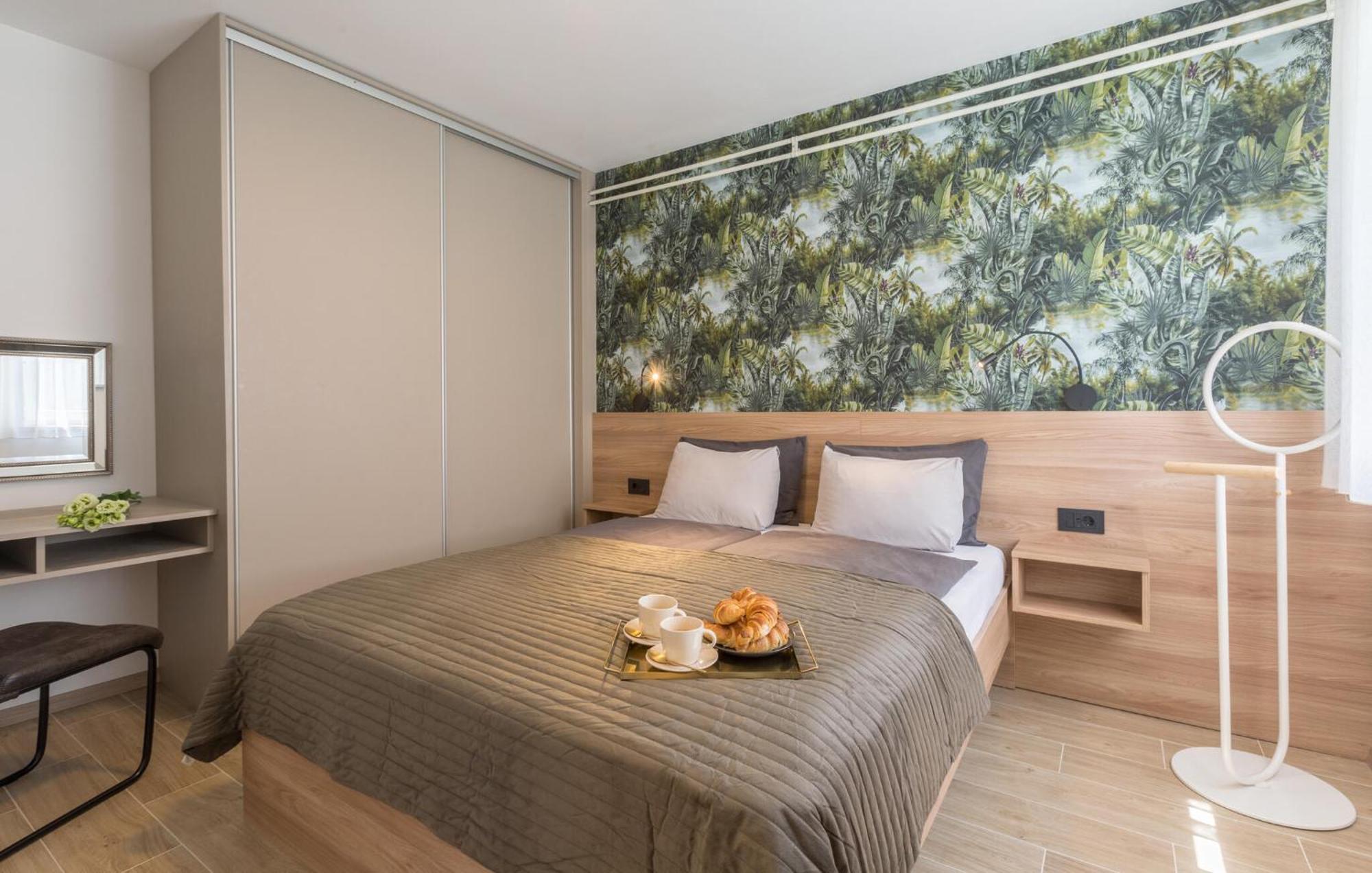 1 Bedroom Beautiful Apartment In Poreč Exterior foto